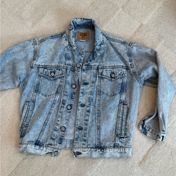 GAP Jackets & Blazers - Gap Size Small Oversized Vintage Denim Jacket